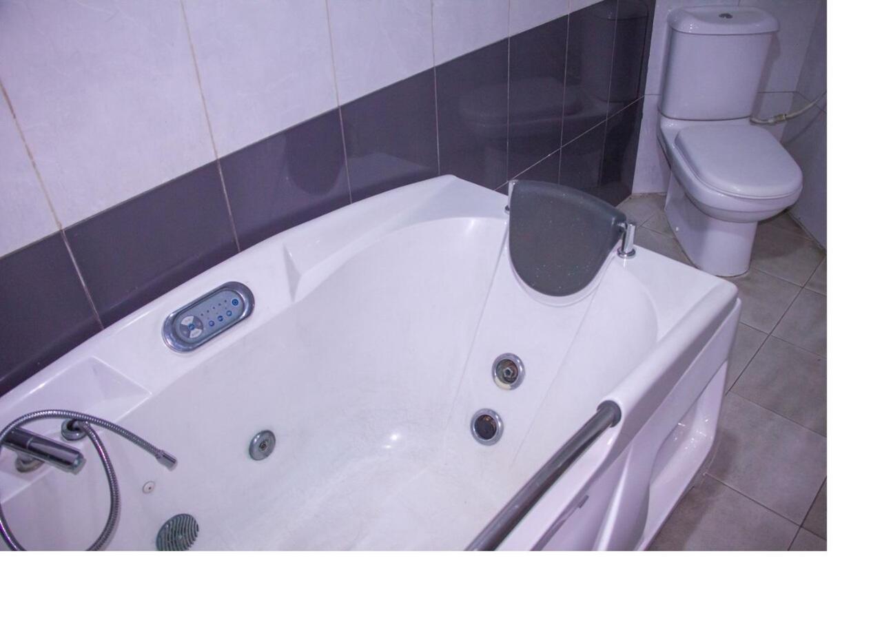 Exel Oriental Hotel & Suites Lagos Exterior foto